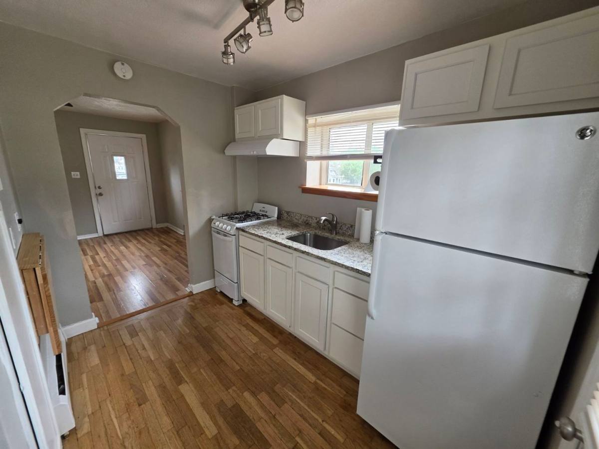 Apartment for rent at 3100 S Lincoln St, Englewood, CO 80113