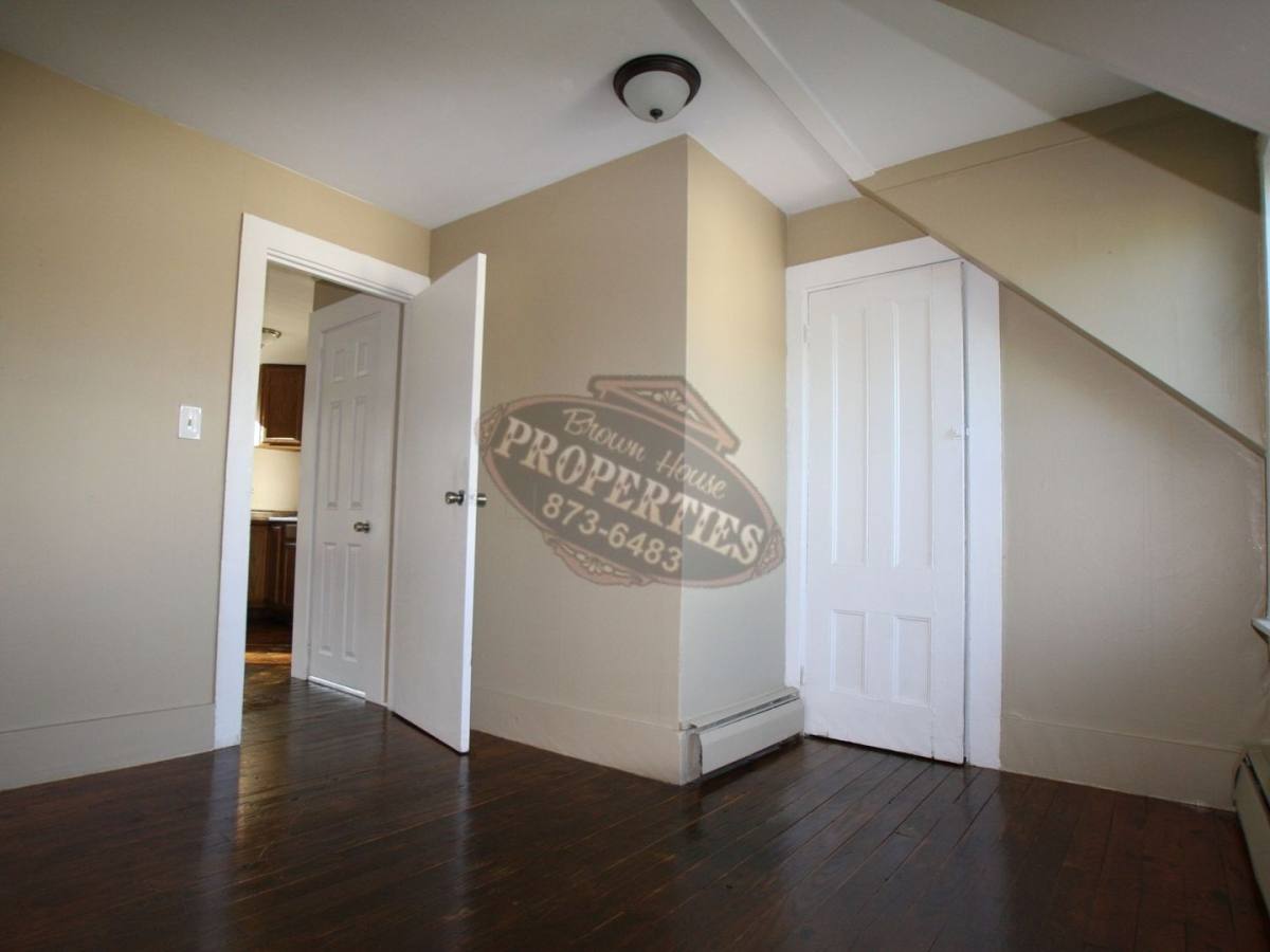 Apartment for rent at 21 Church St, Oakland, ME 04963
