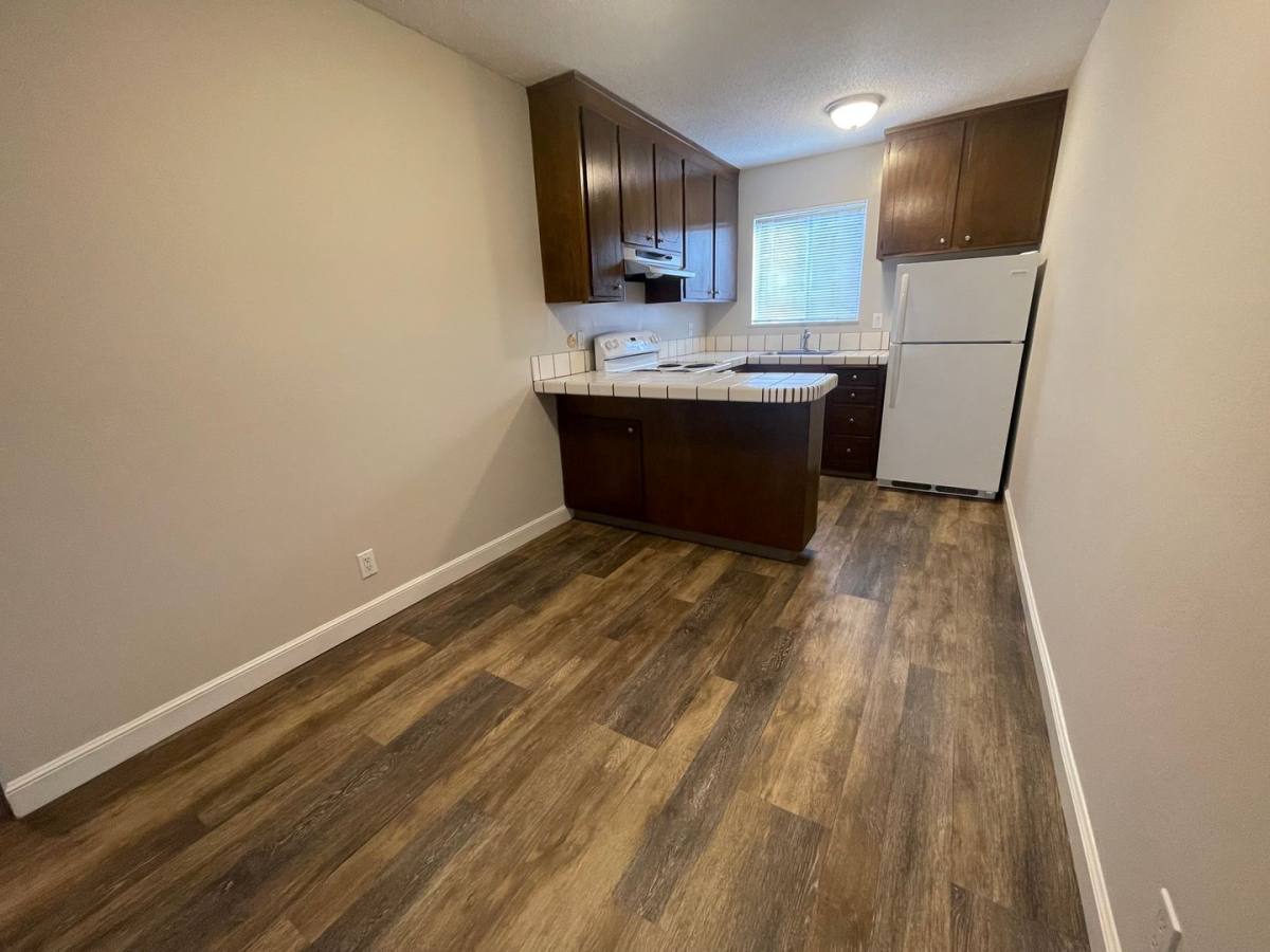 Apartment for rent at 1651 Detroit Ave, Concord, CA 94520