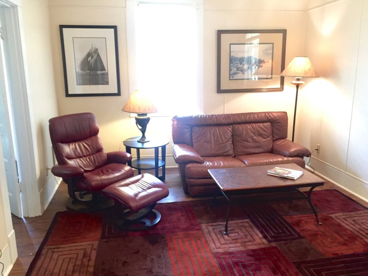 Apartment for rent at 1006 E 2nd St #1, The Dalles, OR 97058