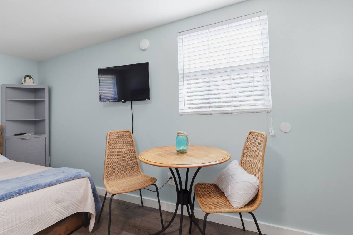 Apartment for rent at 587 Dixie Highway 1, Tarpon Springs, FL 34689
