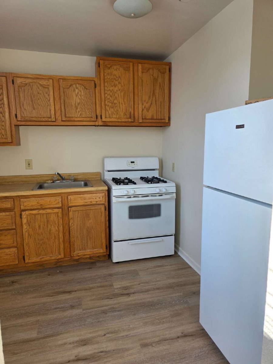 Apartment for rent at 116 W 8th Ave #4B, Homestead, PA 15120