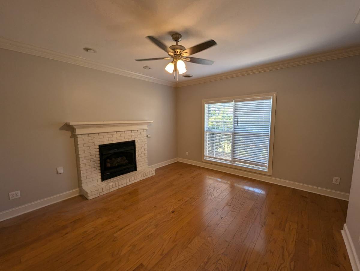 Townhouse for rent at 117 Twin Gates Dr, Oxford, MS 38655