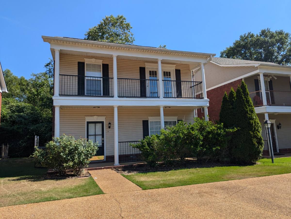 Townhouse for rent at 117 Twin Gates Dr, Oxford, MS 38655