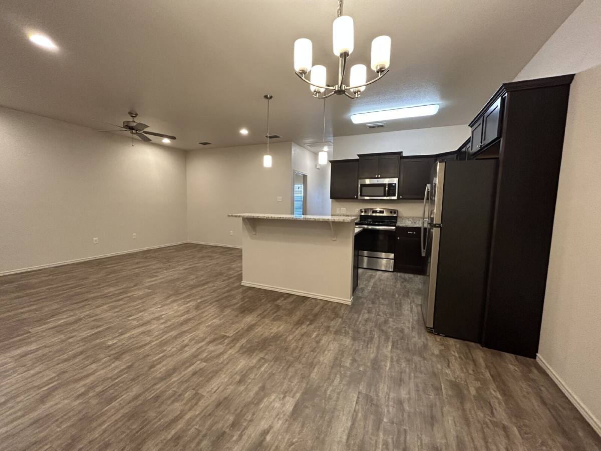 Townhouse for rent at 11620 Evanston Ave, Lubbock, TX 79424
