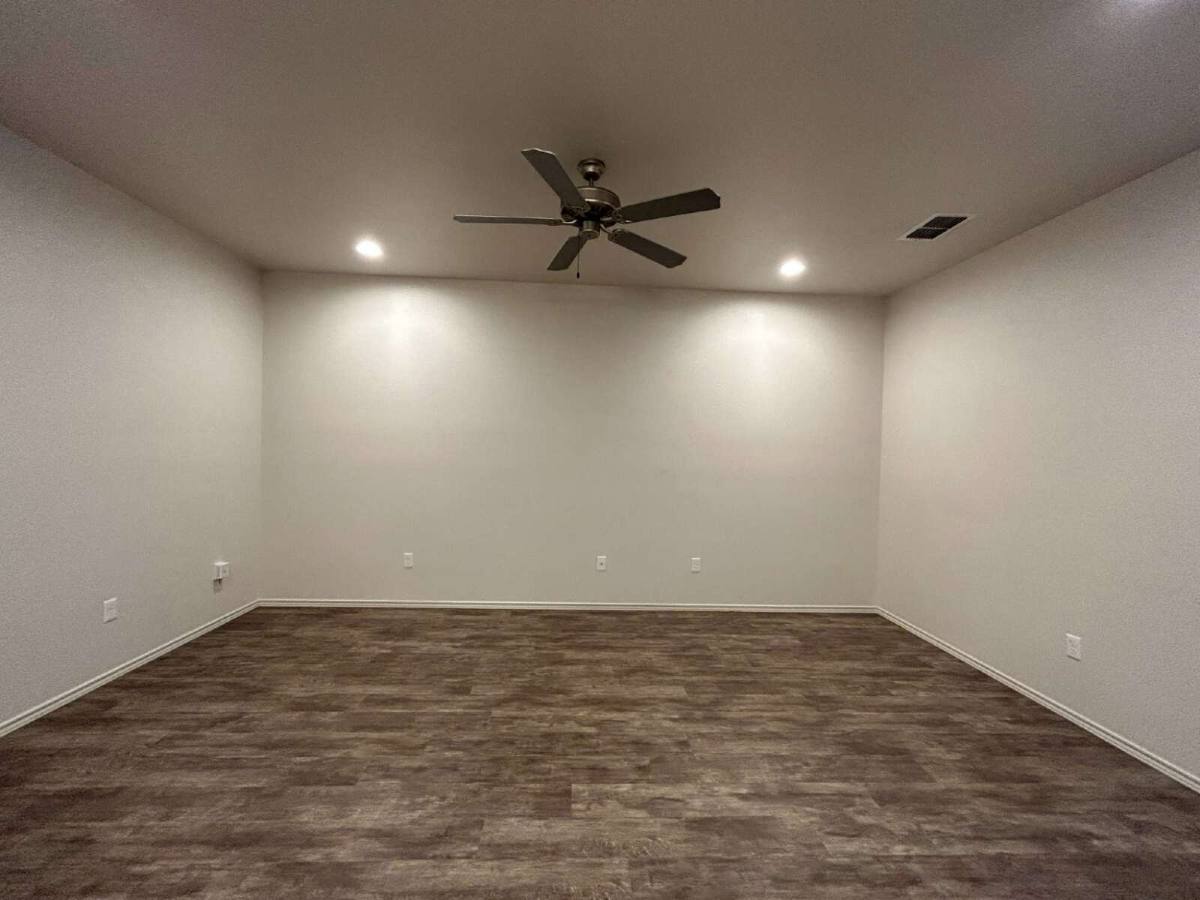 Townhouse for rent at 11620 Evanston Ave, Lubbock, TX 79424