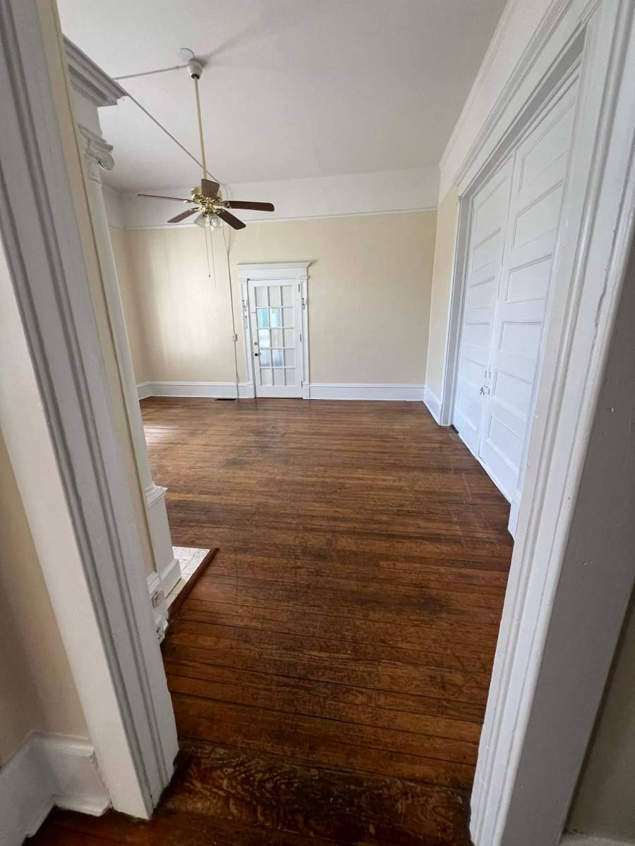 Apartment for rent at 233 College St #1, Macon, GA 31201