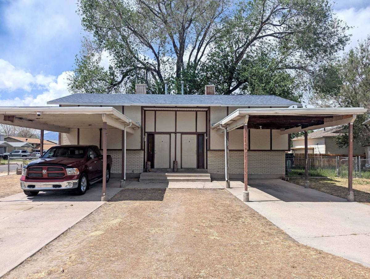 Townhouse for rent at 3204 S 1850 W #B, West Valley City, UT 84119
