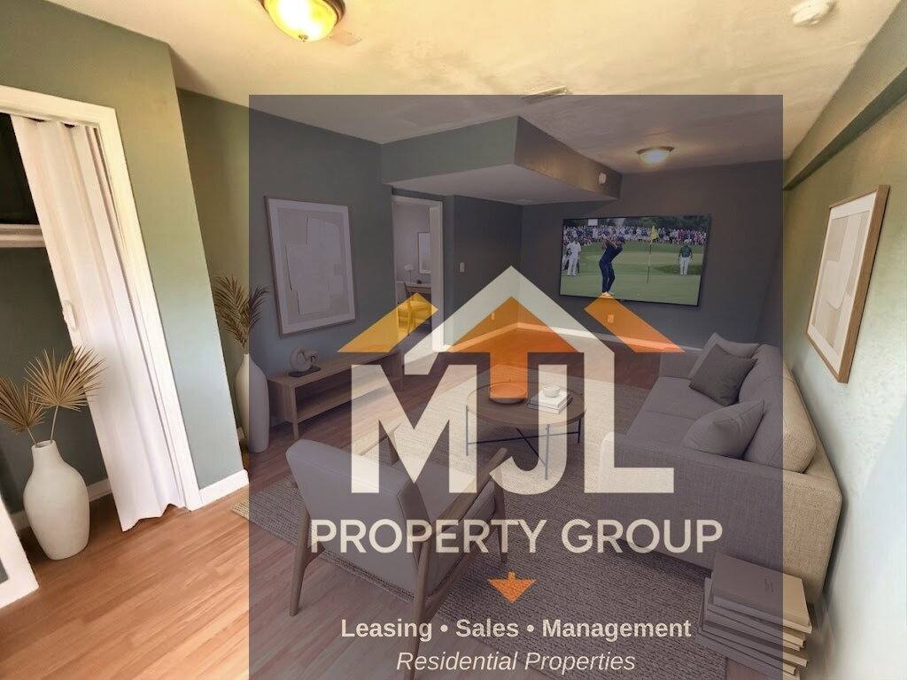 Apartment for rent at 704 N Willow Ave, Independence, MO 64053