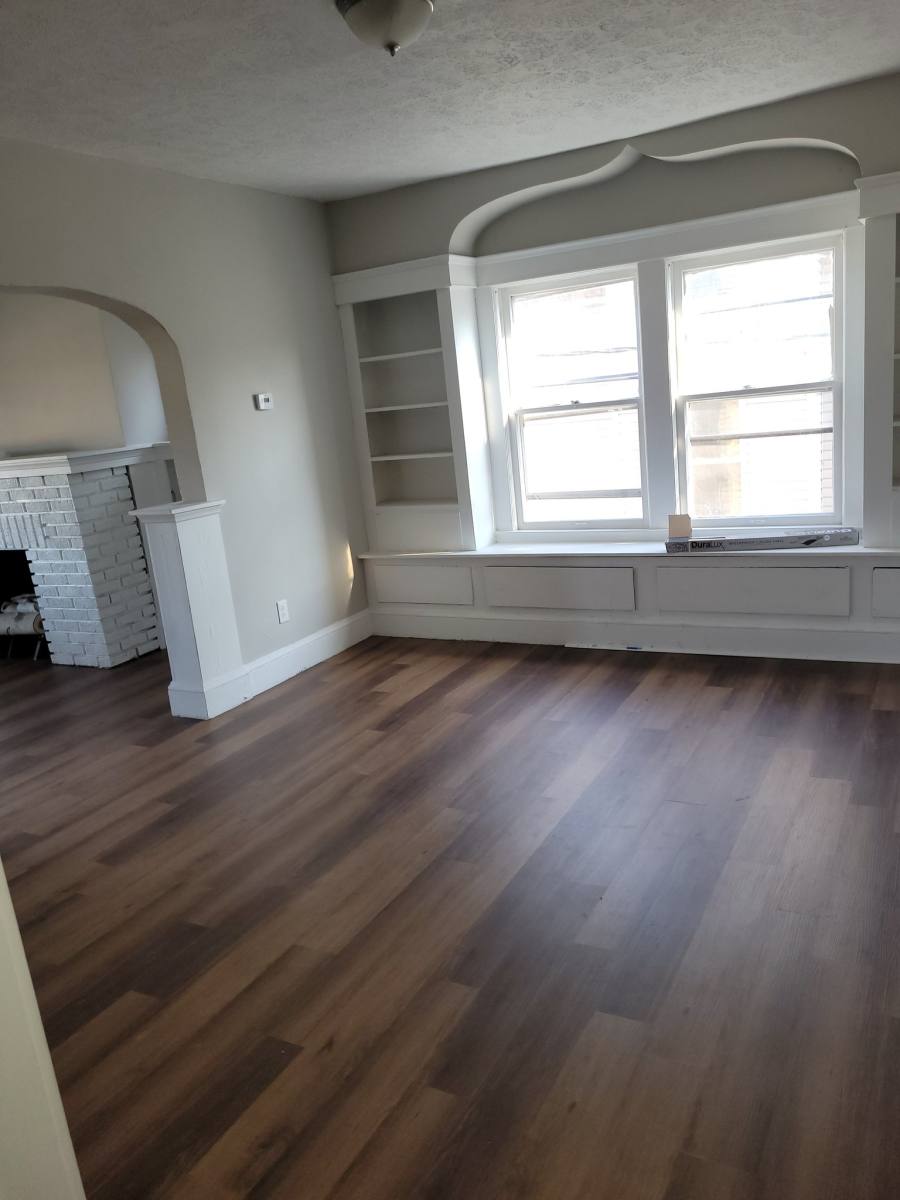 Apartment for rent at 506 E 140th St, Cleveland, OH 44110