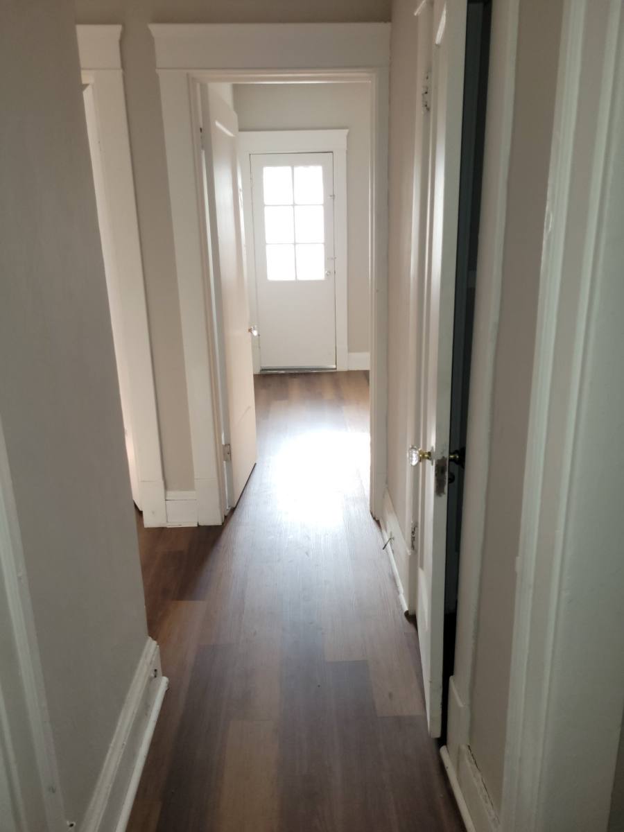 Apartment for rent at 506 E 140th St, Cleveland, OH 44110
