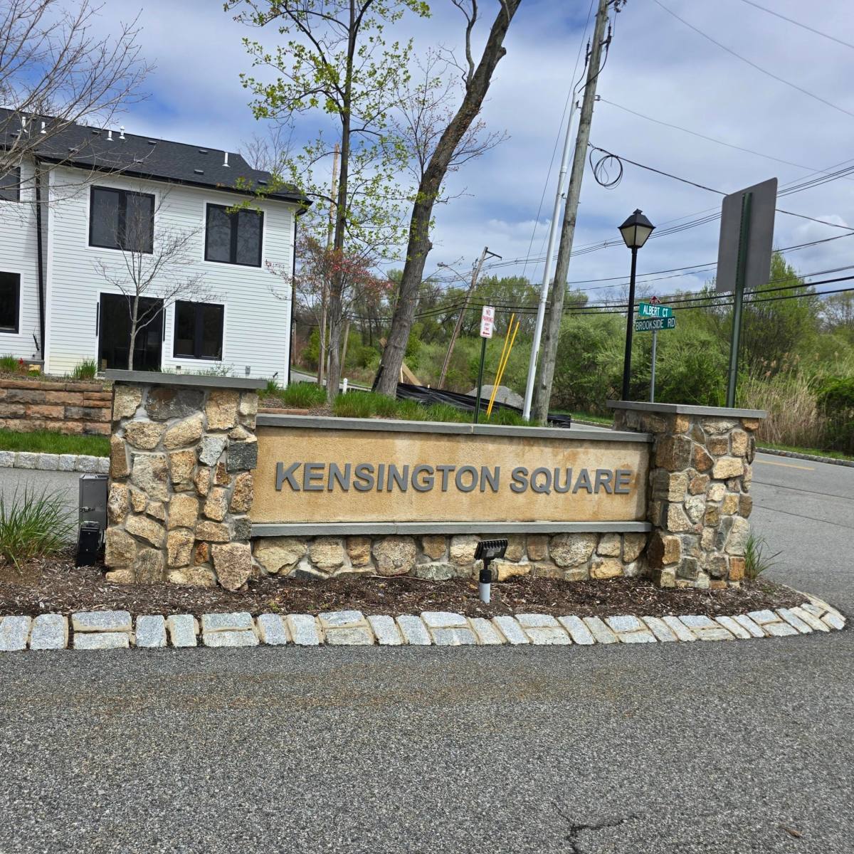 Townhouse for rent at 76 Albert Court, Randolph, NJ 07869