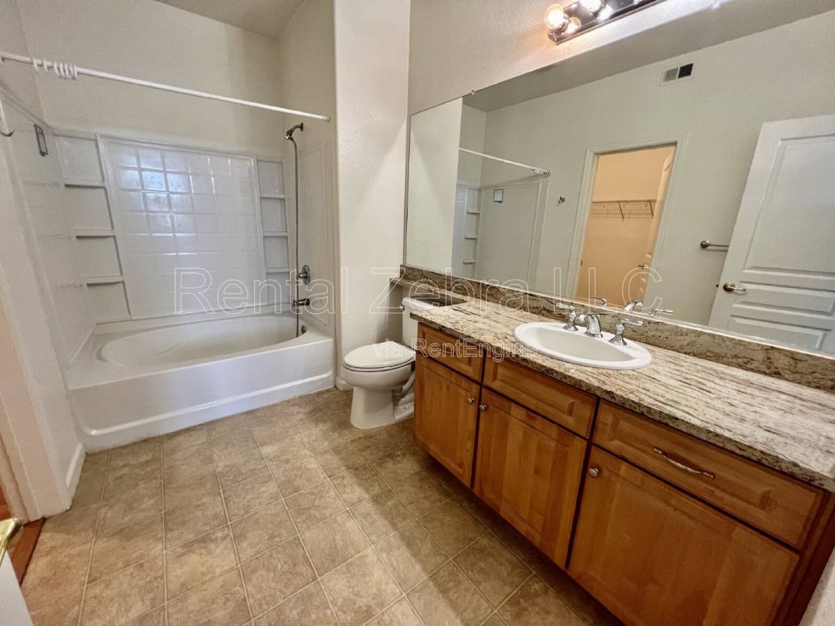 Condo for rent at 1360 Shady Lane, Turlock, CA 95382