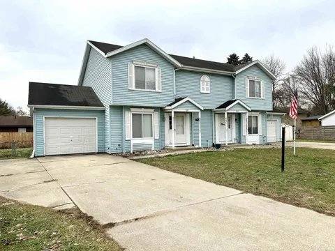 Apartment for rent at 924 Merrill Court S #924, South Bend, IN 46637