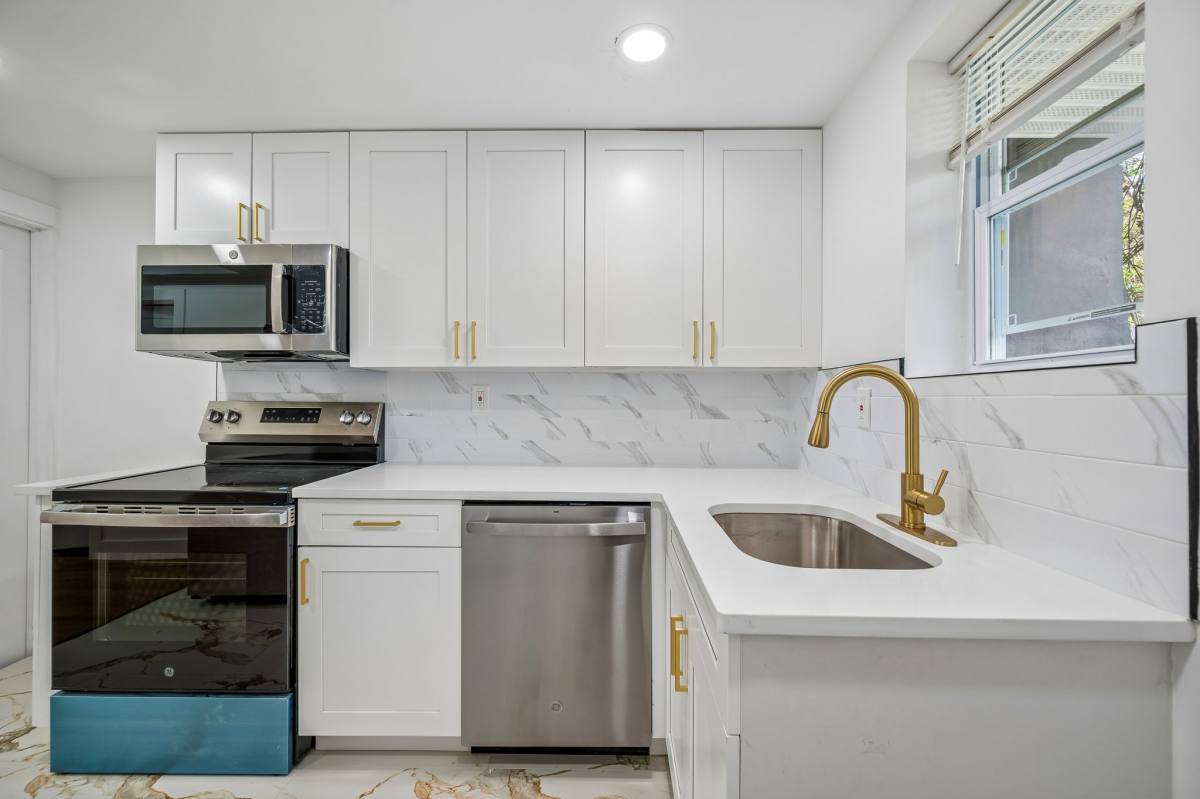 Townhouse for rent at 2125 N Marston St #1, Philadelphia, PA 19121