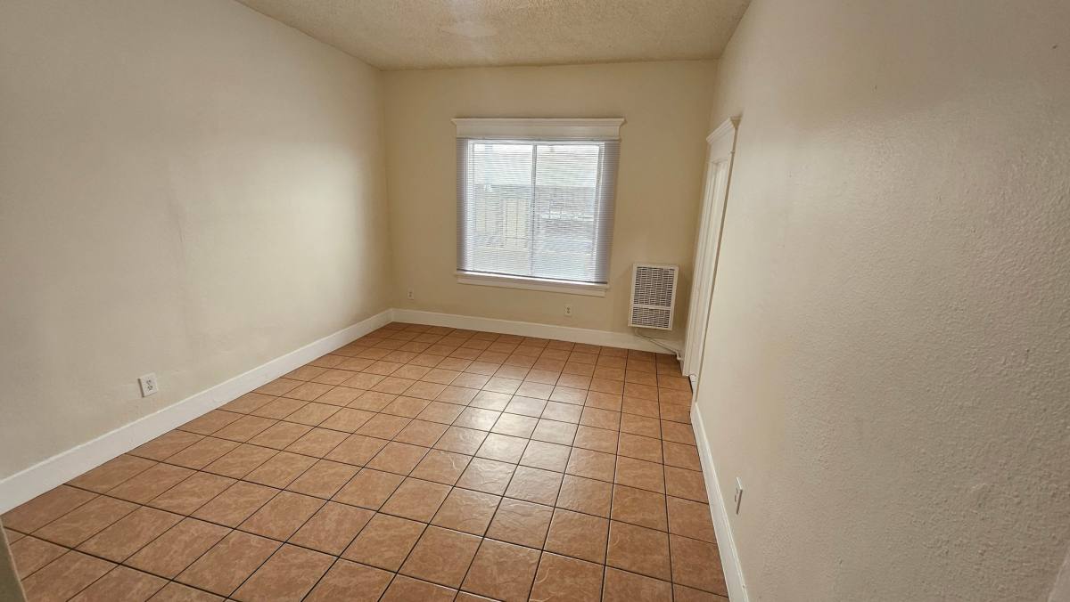 Apartment for rent at 743 S Burlington Ave #4, Los Angeles, CA 90057