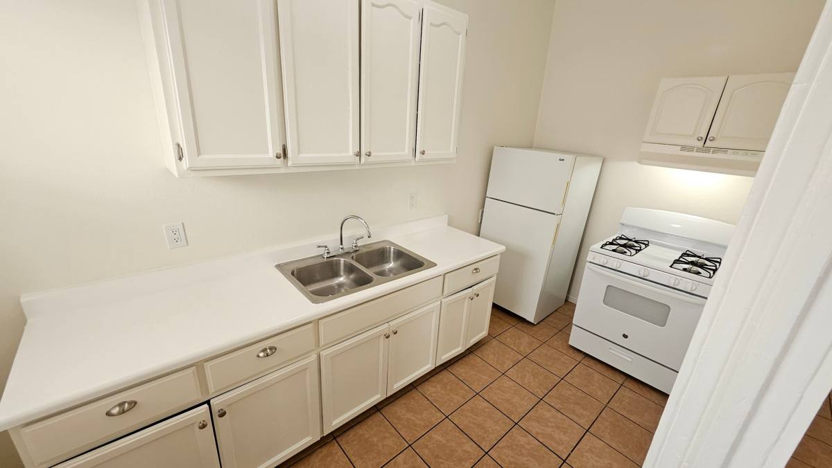 Apartment for rent at 743 S Burlington Ave #4, Los Angeles, CA 90057