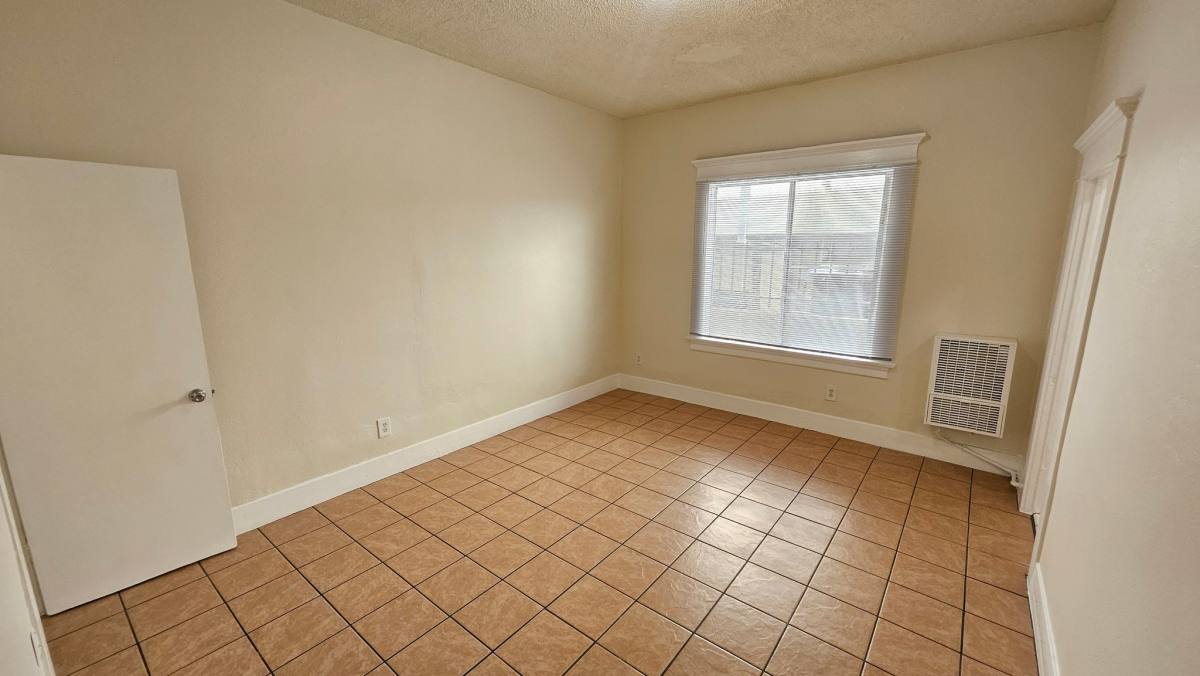 Apartment for rent at 743 S Burlington Ave #4, Los Angeles, CA 90057