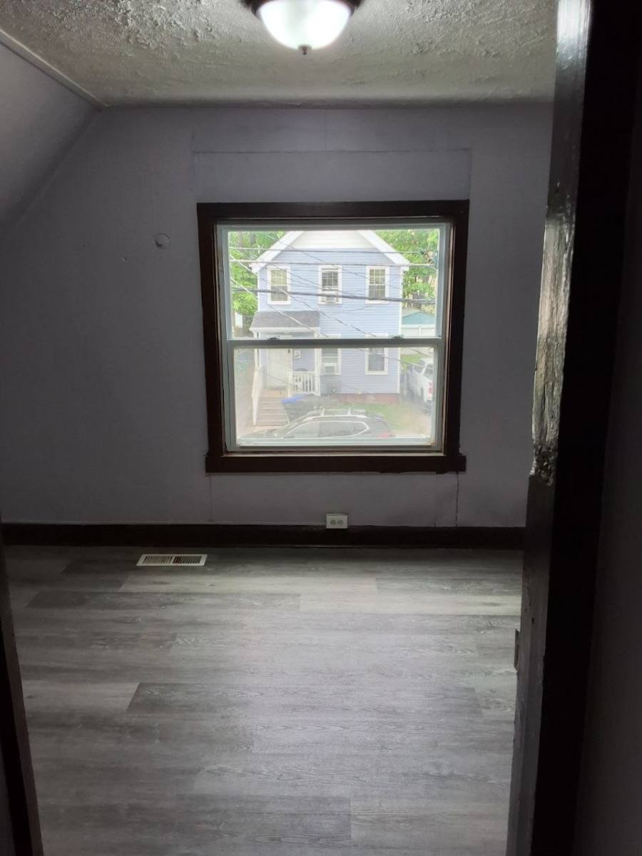 119 Thompson St, Poughkeepsie, NY 12601 - House for Rent - Image 4
