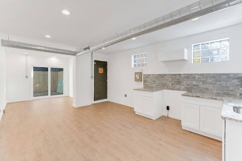 Apartment for rent at 308 W Queen Lane, Philadelphia, PA 19144