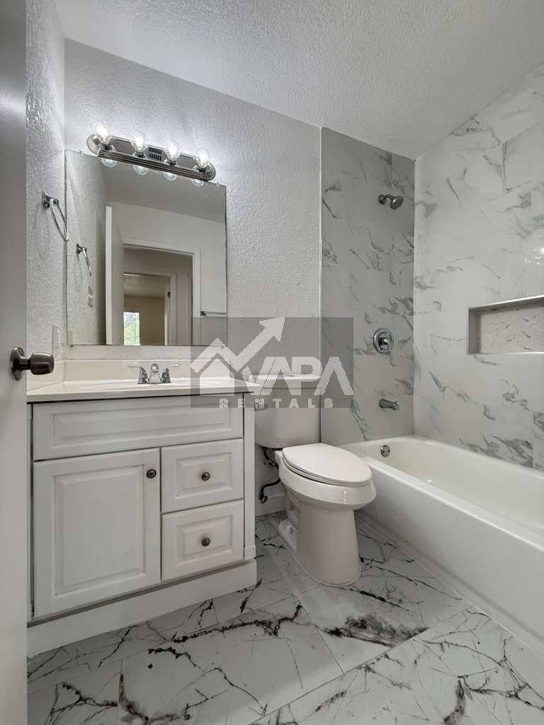 House for rent at 13811 Flairwood St, San Antonio, TX 78233