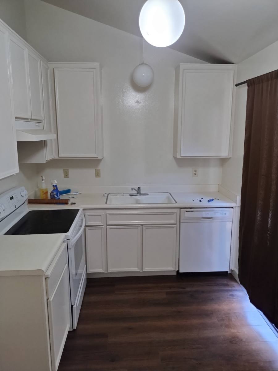 Apartment for rent at 3545 Fountain Way, Modesto, CA 95356