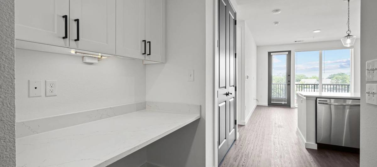 Apartment for rent at 1100 N Zang Blvd #503, Dallas, TX 75203