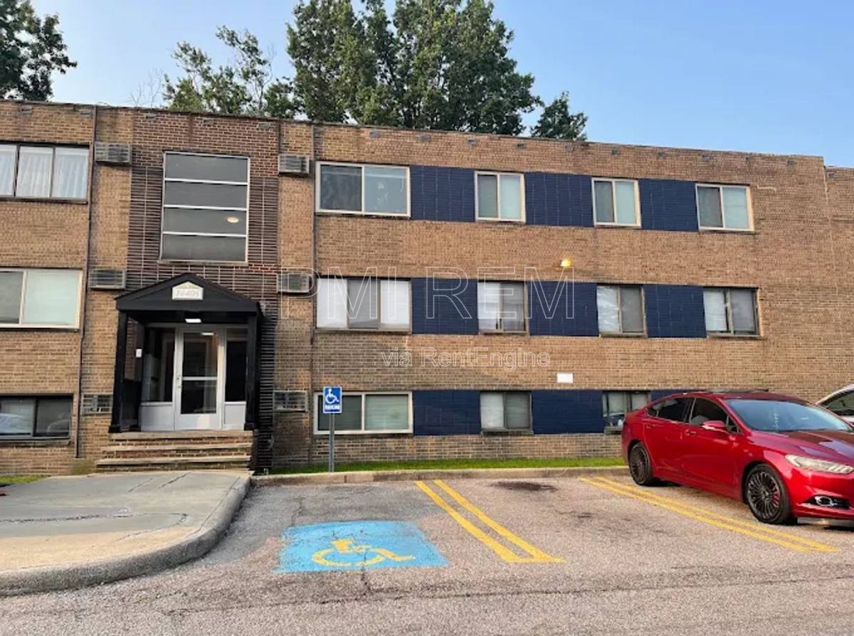 Apartment for rent at 14221 Triskett Rd #103E, Cleveland, OH 44111