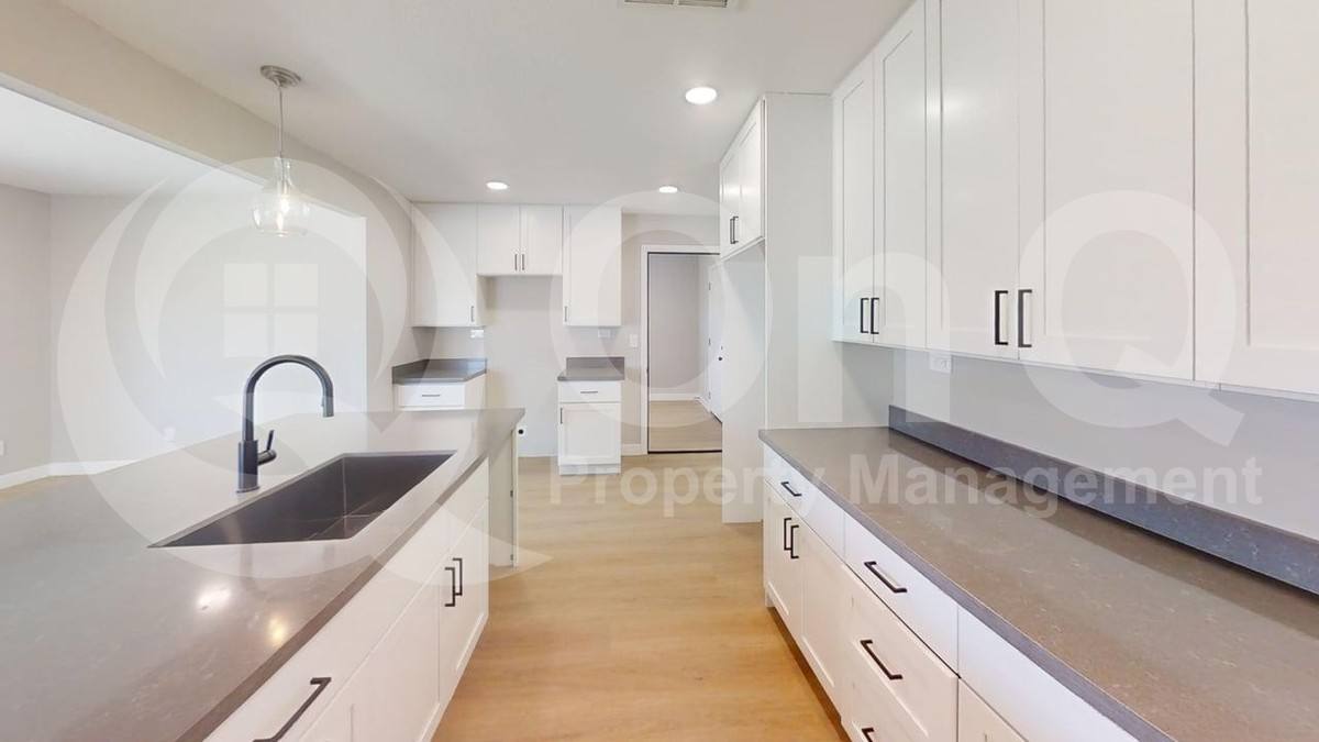 House for rent at 9459 N 64th Dr, Glendale, AZ 85302