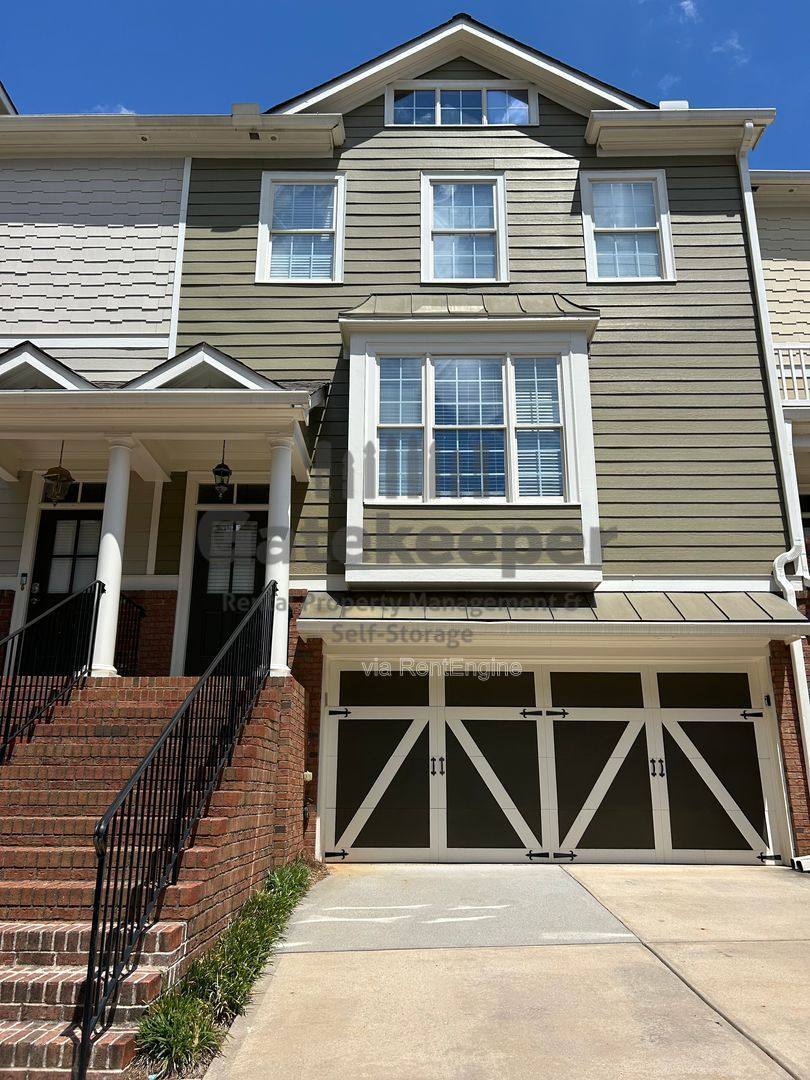 Townhouse for rent at 106 Lexington Village, Peachtree City, GA 30269