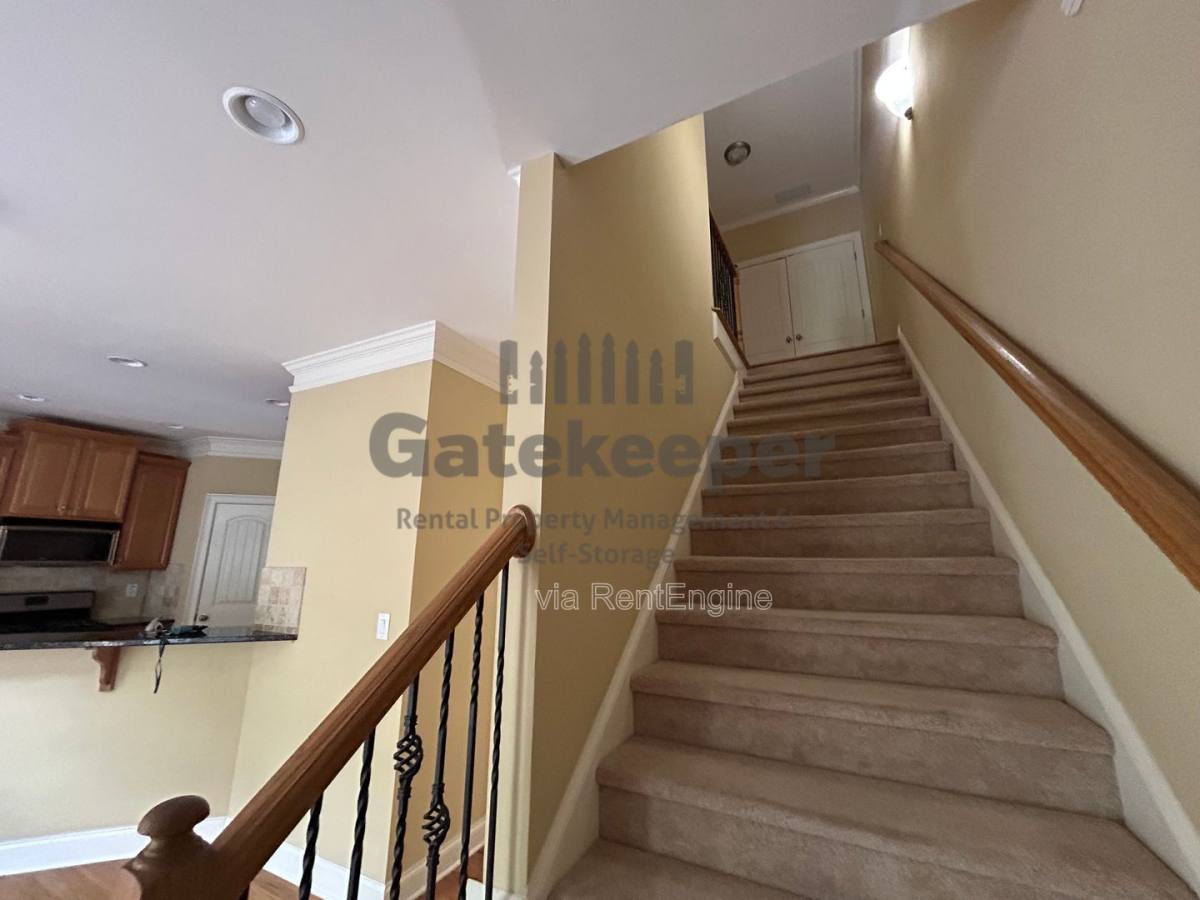 Townhouse for rent at 106 Lexington Village, Peachtree City, GA 30269