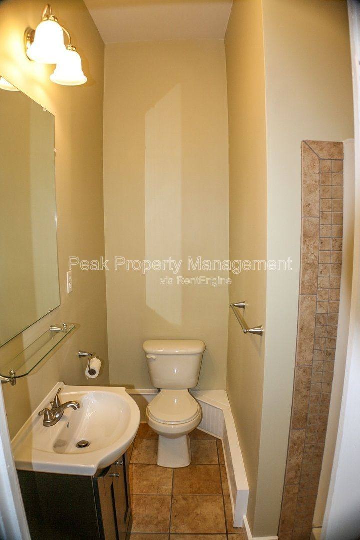 Apartment for rent at 511 Ryland St #2, Richmond, VA 23220