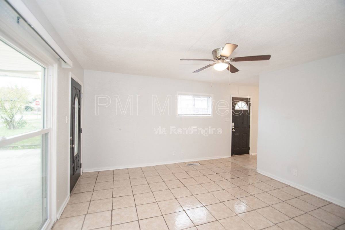 House for rent at 4610 Karen Dr, Indianapolis, IN 46226