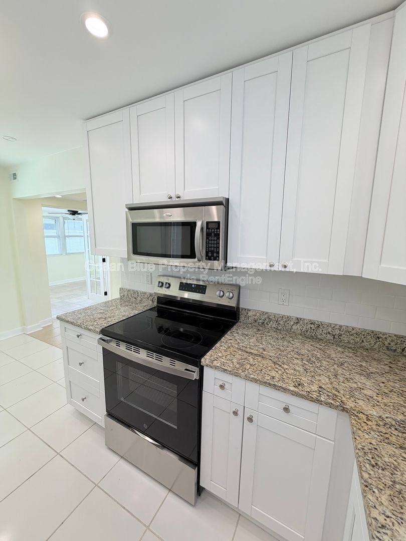 House for rent at 1000 Bay Pine Blvd, Indian Rocks Beach, FL 33785