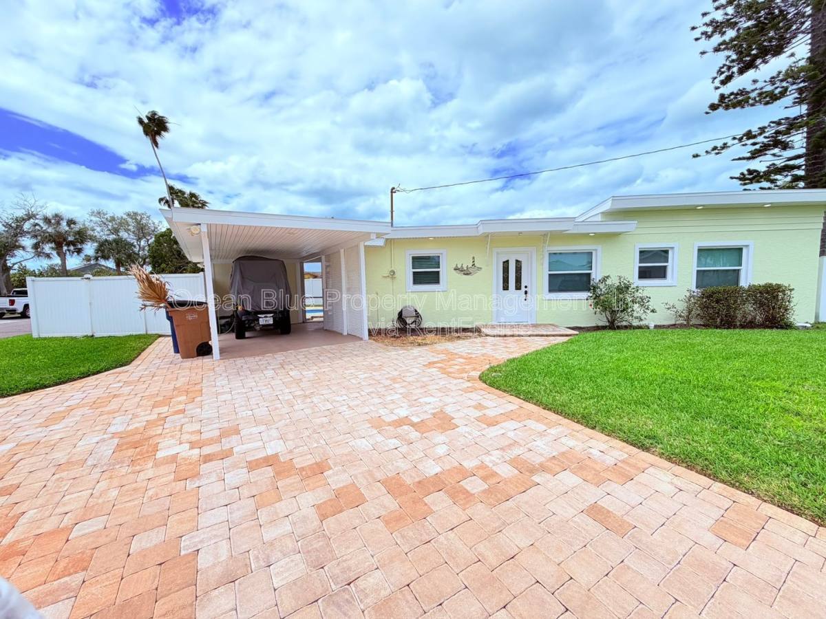House for rent at 1000 Bay Pine Blvd, Indian Rocks Beach, FL 33785