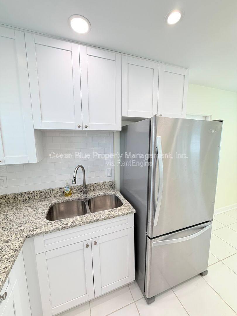 House for rent at 1000 Bay Pine Blvd, Indian Rocks Beach, FL 33785