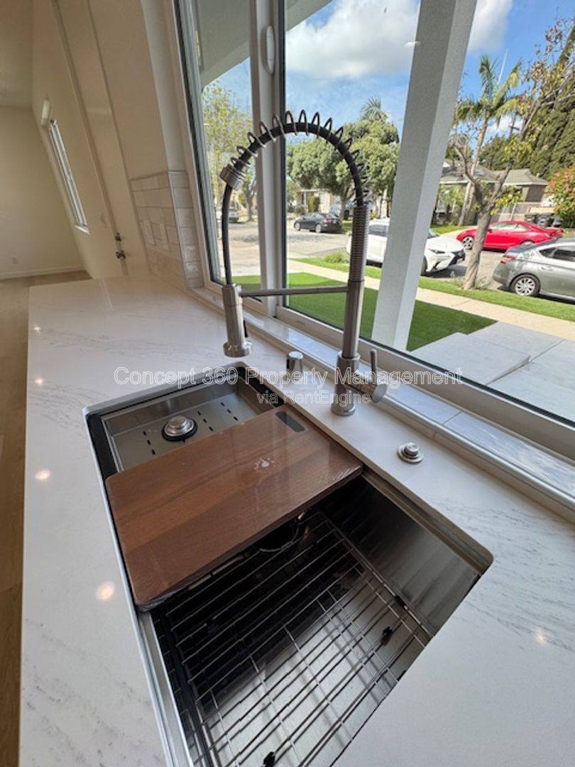 House for rent at 6168 Briercrest Ave, Lakewood, CA 90713