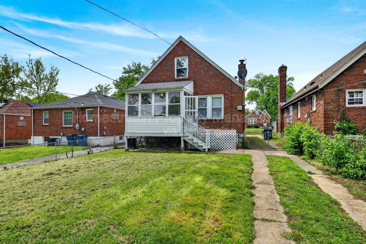House for rent at 44 Jendale Court, Saint Louis, MO 63136