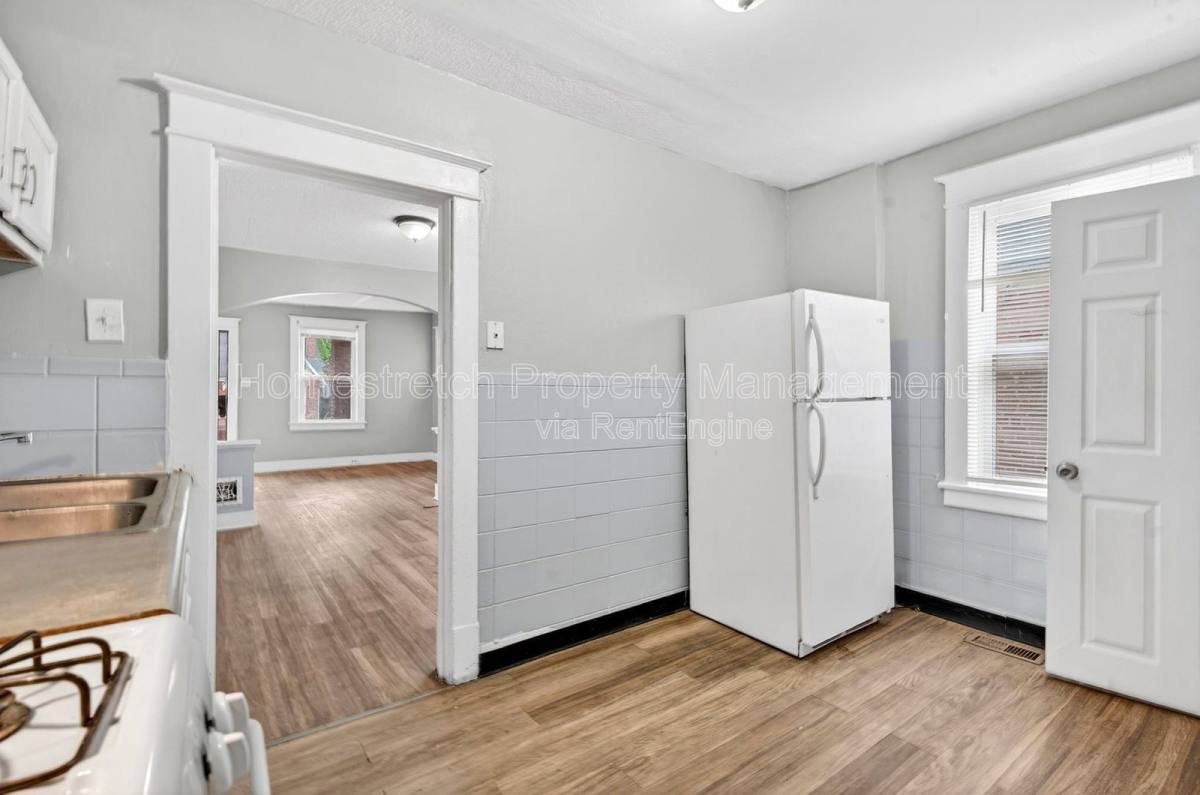 House for rent at 6705 Saint Louis Ave, Saint Louis, MO 63121
