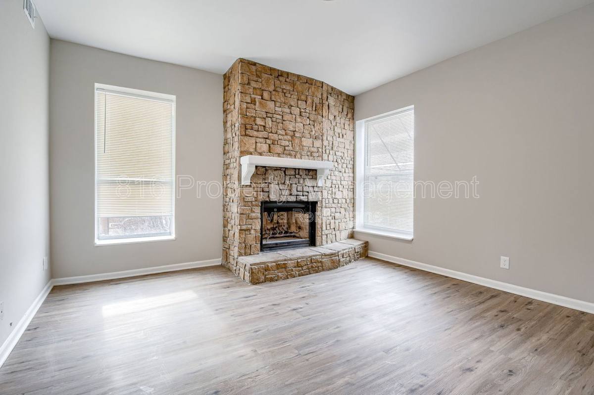 Apartment for rent at 301 Benton Blvd #3, Kansas City, MO 64124