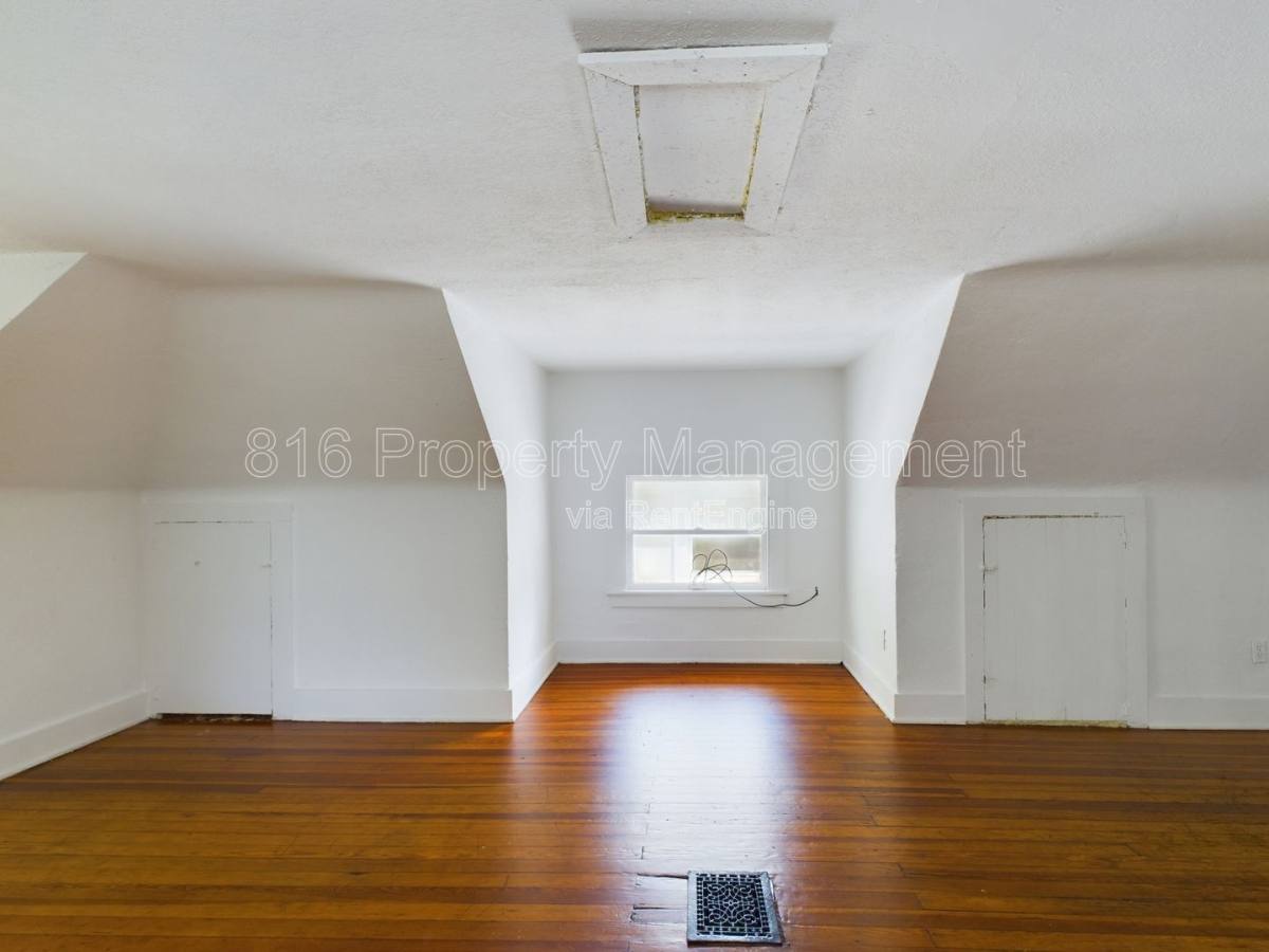 House for rent at 3429 Morrell Ave, Kansas City, MO 64123