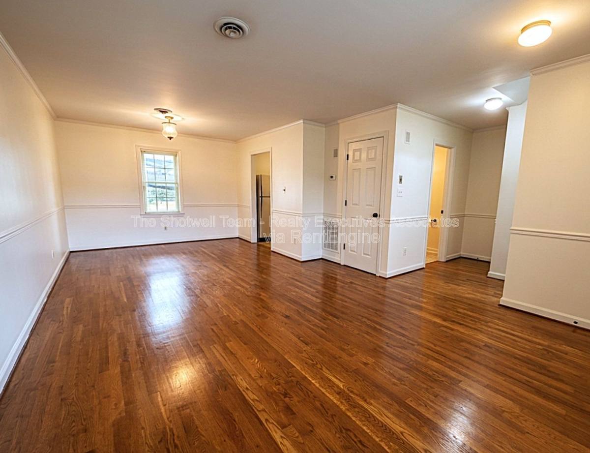 Townhouse for rent at 479 Bramblewood Lane, Knoxville, TN 37922
