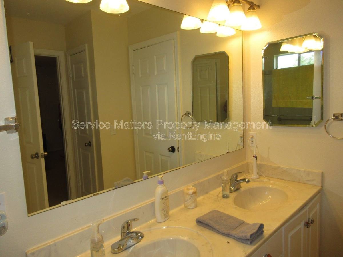 House for rent at 4123 Spinnaker Place, Pensacola, FL 32507