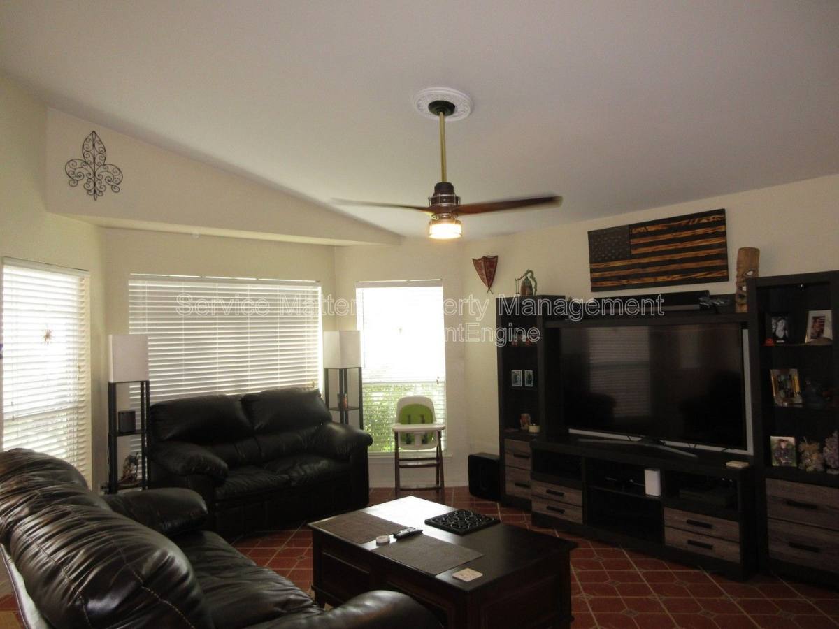 House for rent at 4123 Spinnaker Place, Pensacola, FL 32507