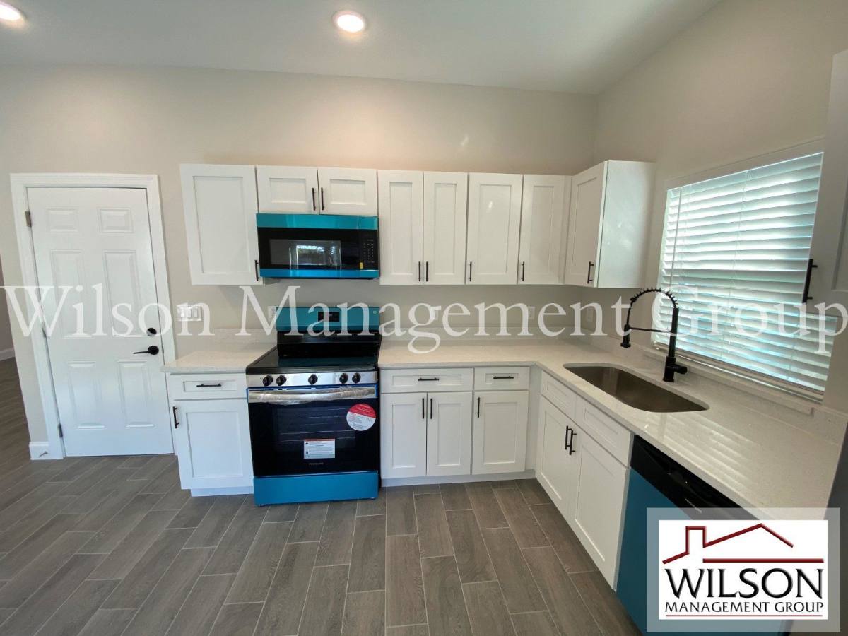 House for rent at 732 S Lee Ave, Orlando, FL 32805
