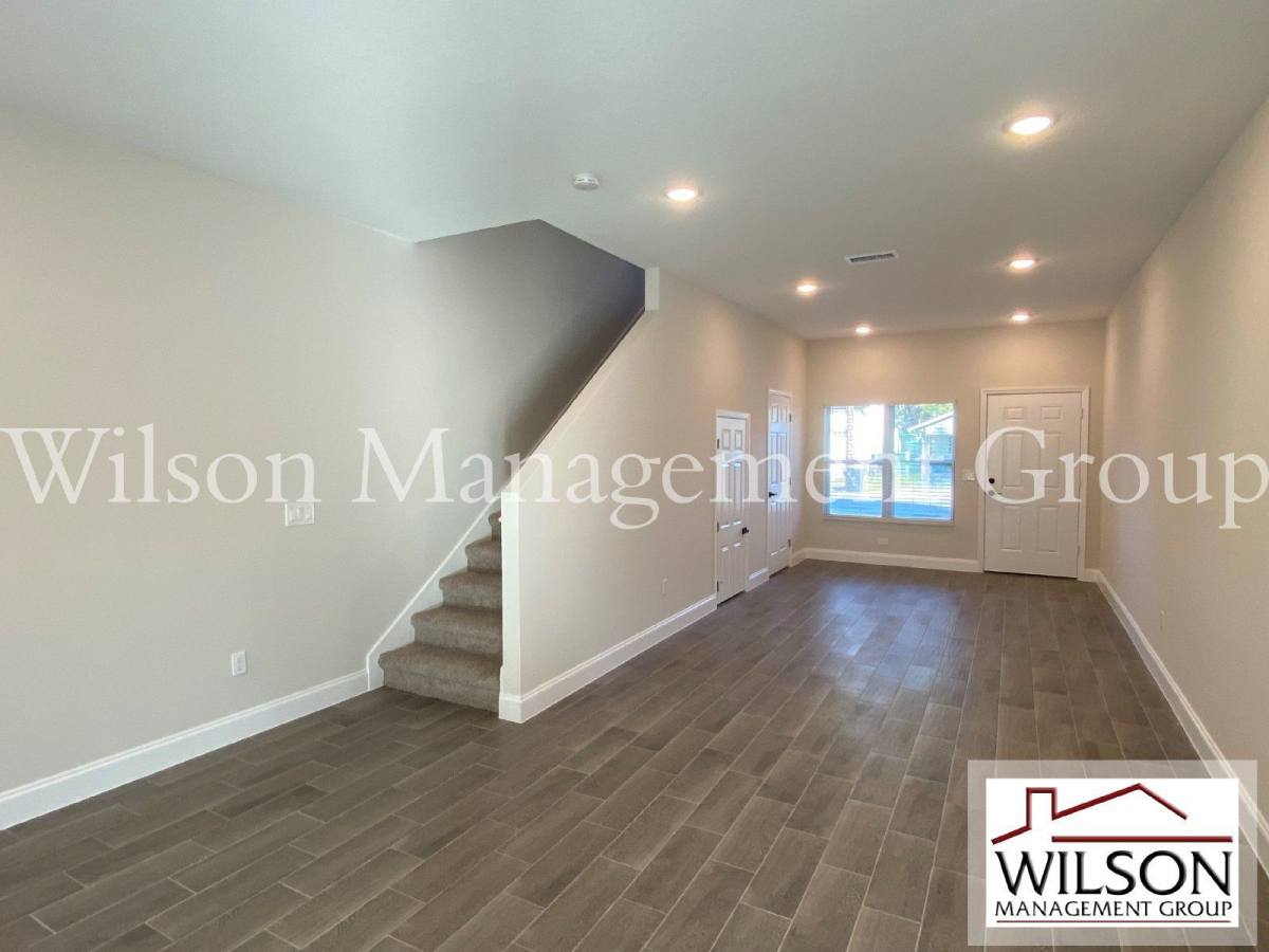 House for rent at 732 S Lee Ave, Orlando, FL 32805