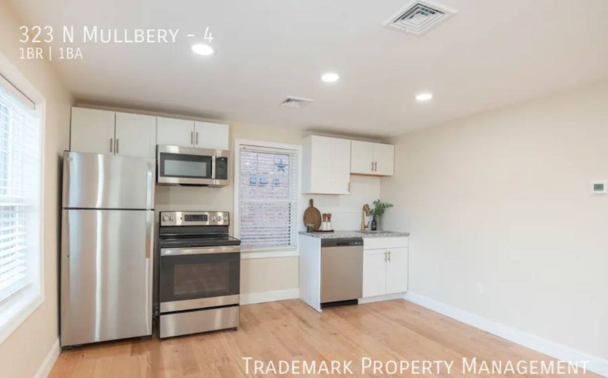 Apartment for rent at 323 N Mulberry St #4, Lancaster, PA 17603