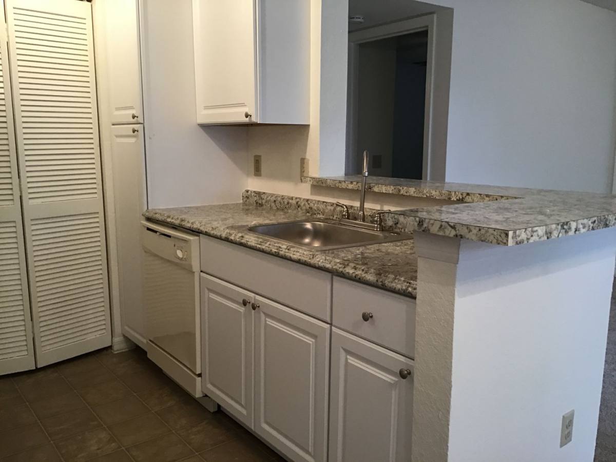 Condo for rent at 1029 S Hiawassee Rd #2412, Orlando, FL 32835