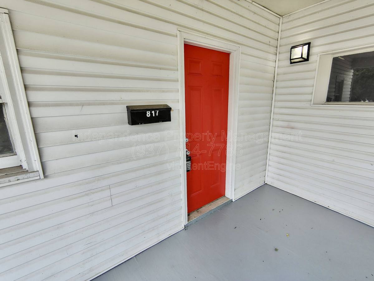 Apartment for rent at 817 S Main St, Franklin, OH 45005