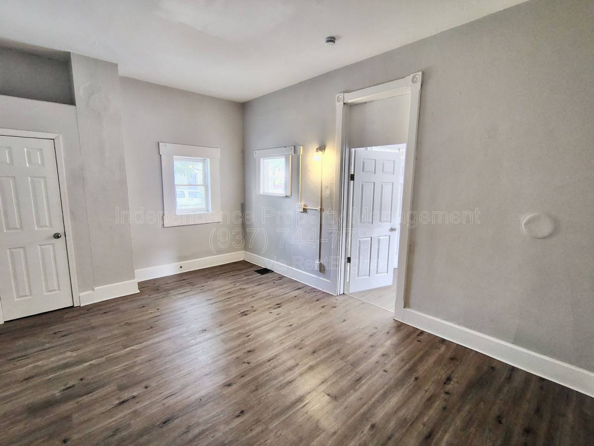 Apartment for rent at 817 S Main St, Franklin, OH 45005